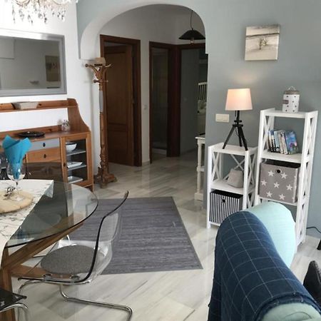 Sunny Apartment On Burriana Beach Nerja Exterior photo